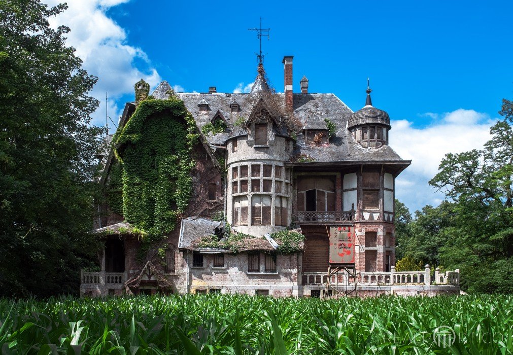 Film Set: Demolished Manor in Belgium, Belgium