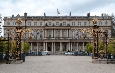 /pp/cc_by/thumb-fr-nancy-palaisgouvernemental.jpg