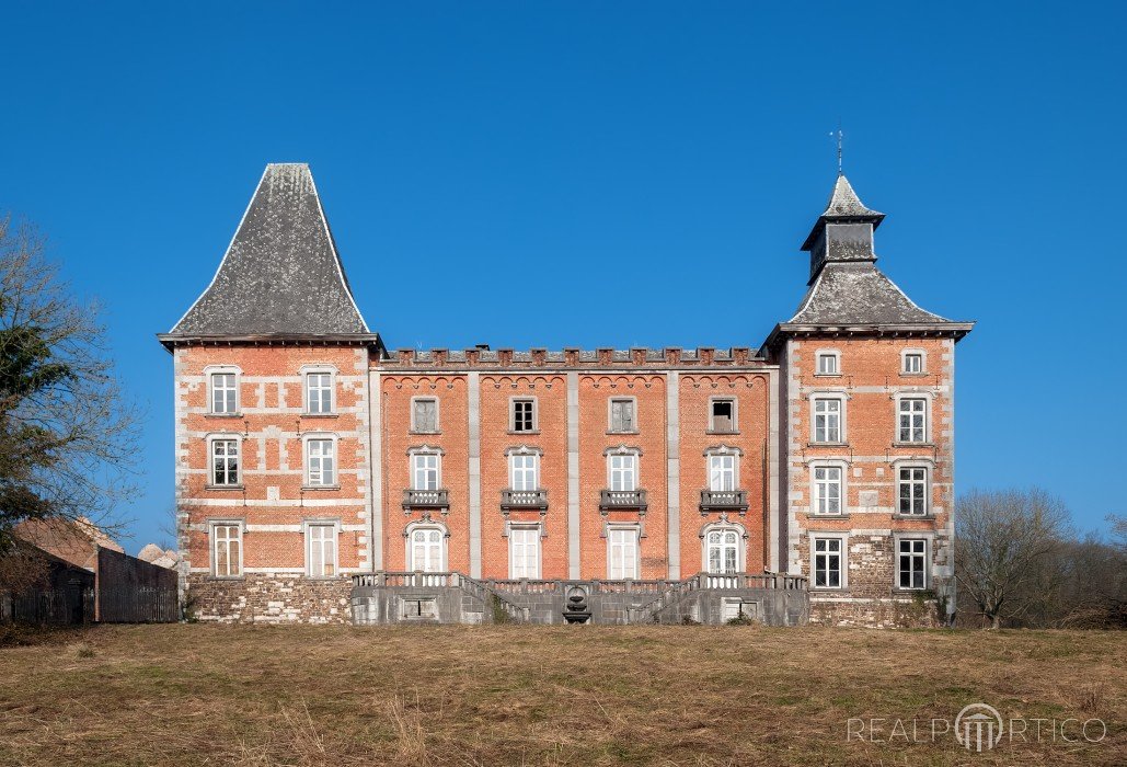 Castle in Plainevaux, Plainevaux