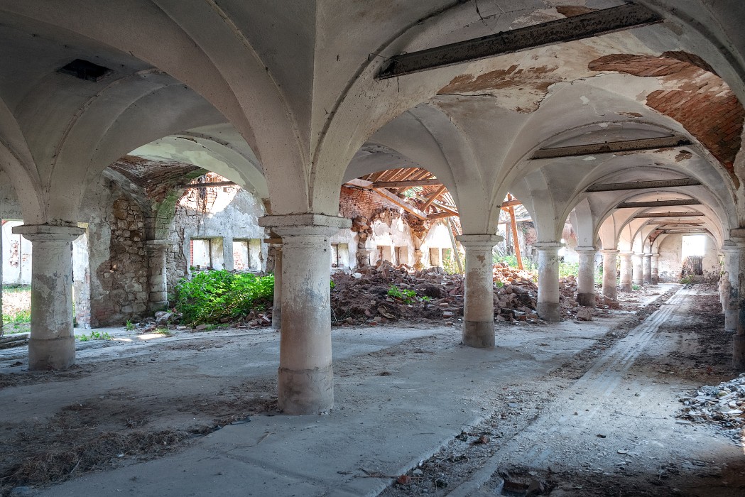 Old Grange: Impressive Stable, Lower Silesian Voivodeship