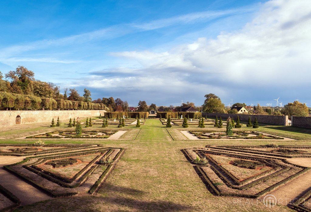 Palace in Hundisburg - Baroque Garden, Hundisburg