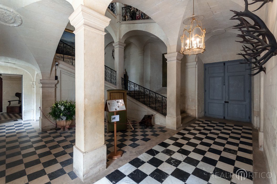 Castle in Rigny-Ussé: Main staircase, planned by François Mansart, Rigny-Ussé