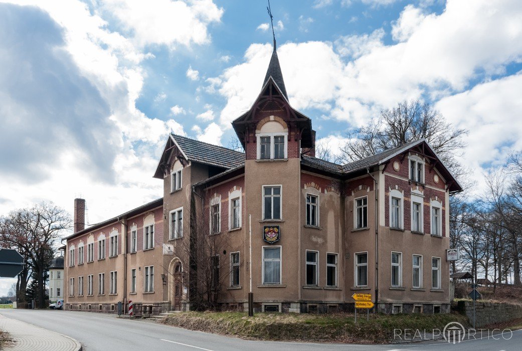 Historical Inn with Ballroom in Niederwiera, Niederwiera