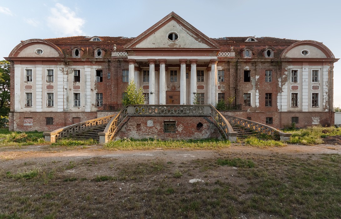 Palace "New Manor" in Legnica, Legnica