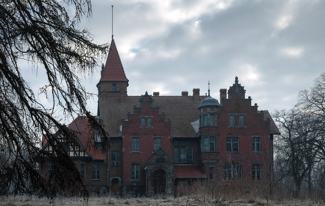Polish Mansions: Manor in Napachanie, Napachanie
