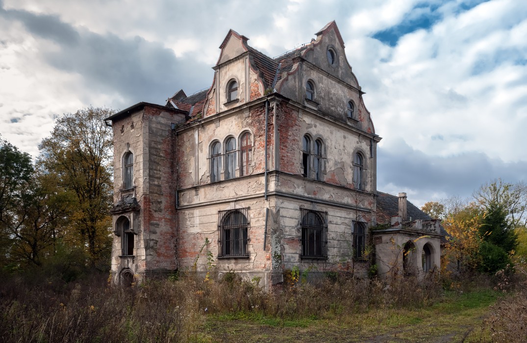 Płaczki Manor, Płaczki